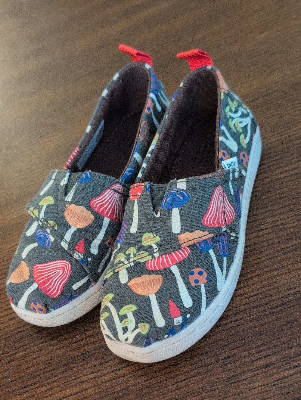 Toms Kids Gray Mushroom Print Slip-On Sneakers with Red Pull Tabs